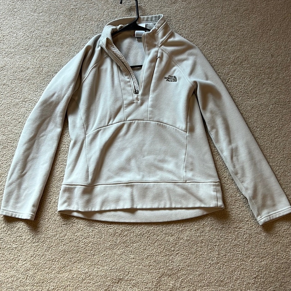North face pullover